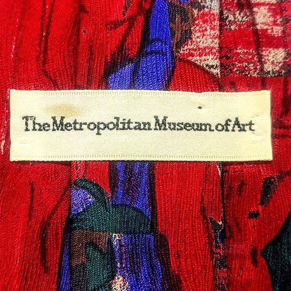 Metropolitan Museum of Art Men's Silk Tie - Picture 3 of 4